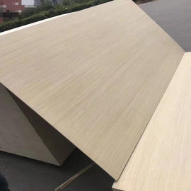 중국 자연적인 목제 베니어에 의하여 박판으로 만들어지는 가닥 널 바다 가구 급료 방수 합판 공장